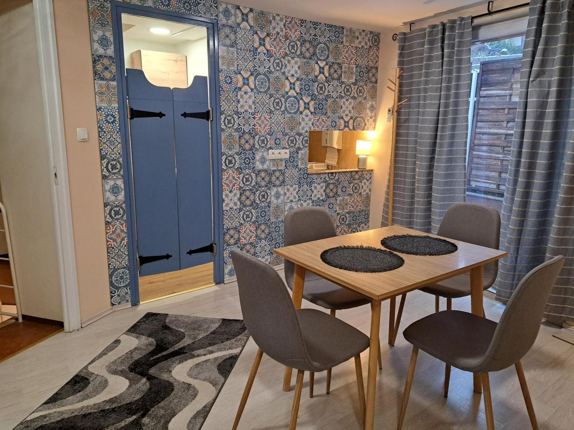 Orient Apartmanhaz Eger Bagian luar foto