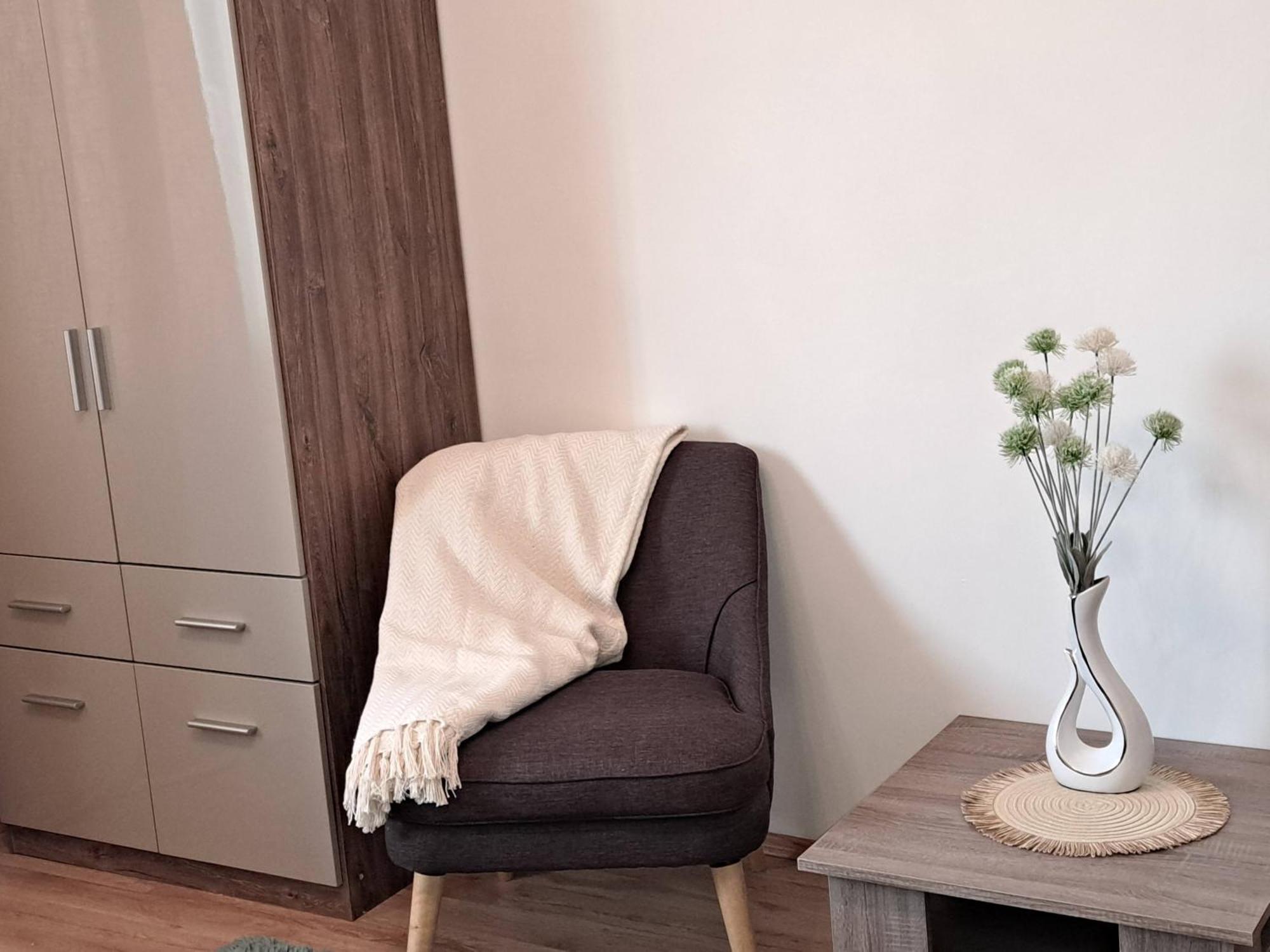 Orient Apartmanhaz Eger Bagian luar foto