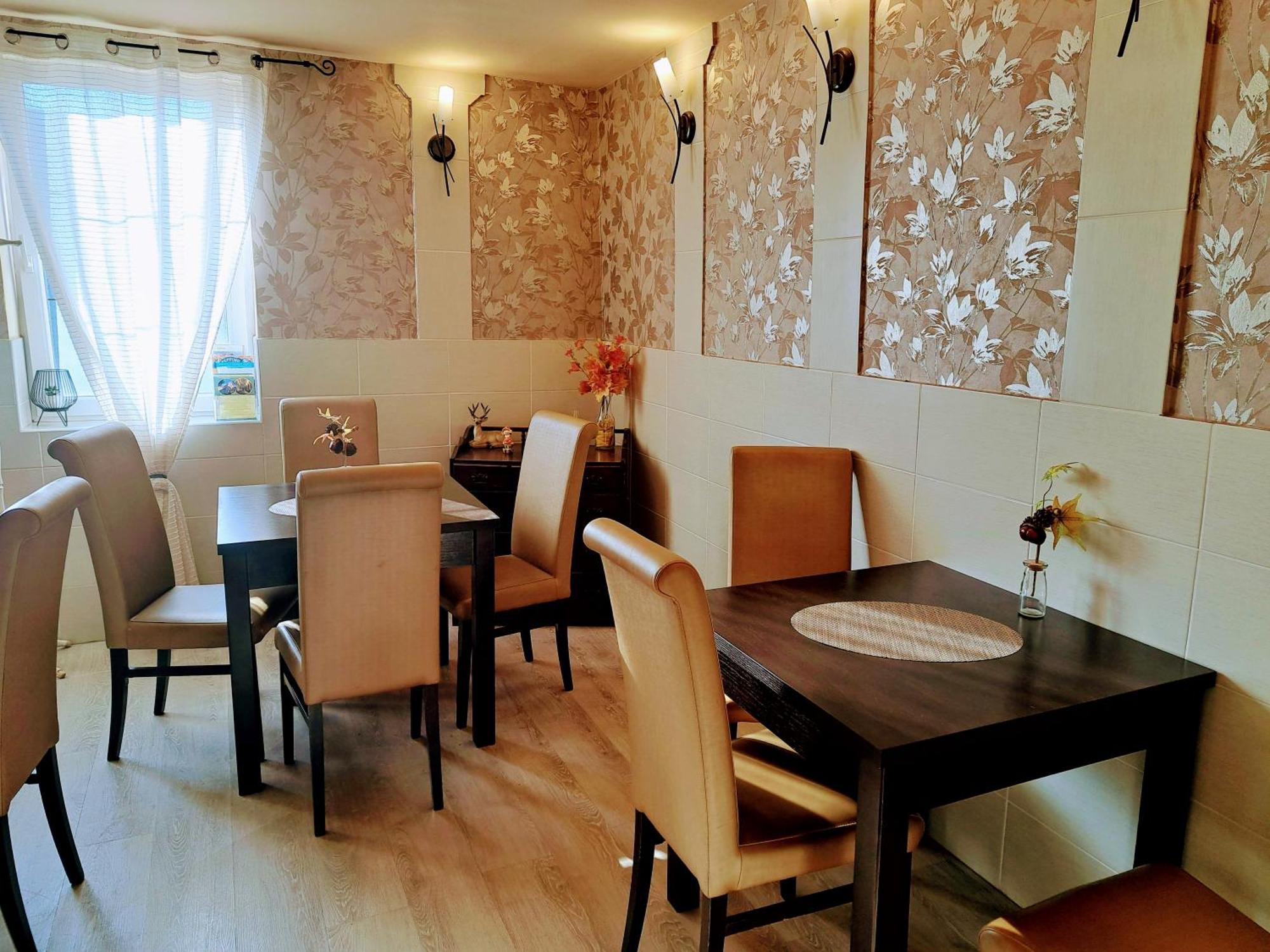 Orient Apartmanhaz Eger Bagian luar foto