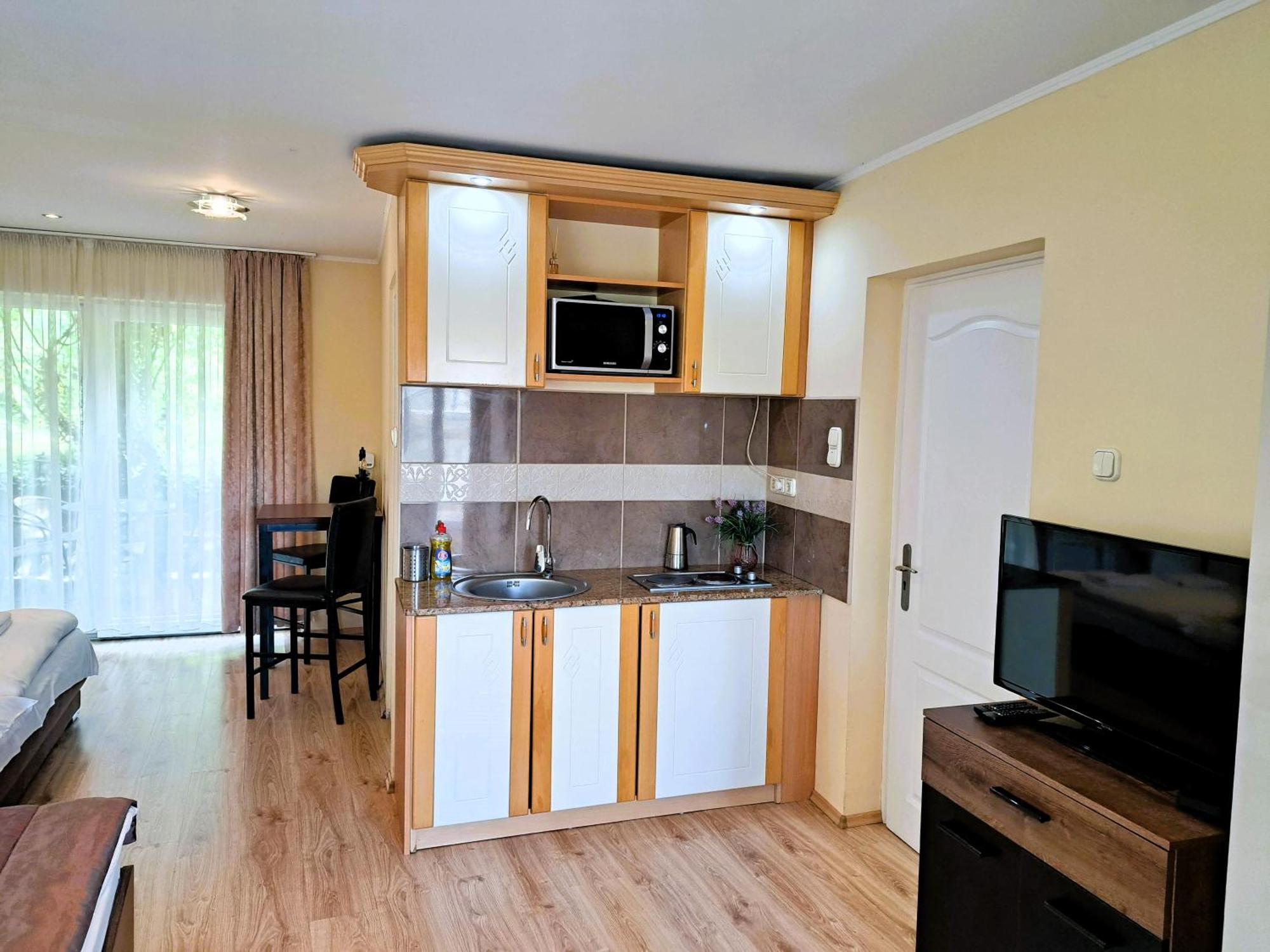Orient Apartmanhaz Eger Bagian luar foto