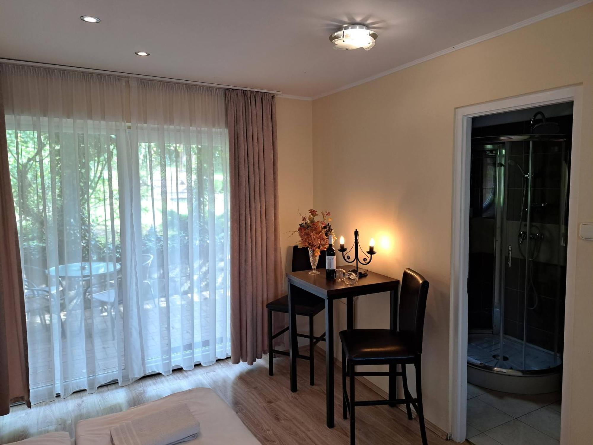 Orient Apartmanhaz Eger Bagian luar foto