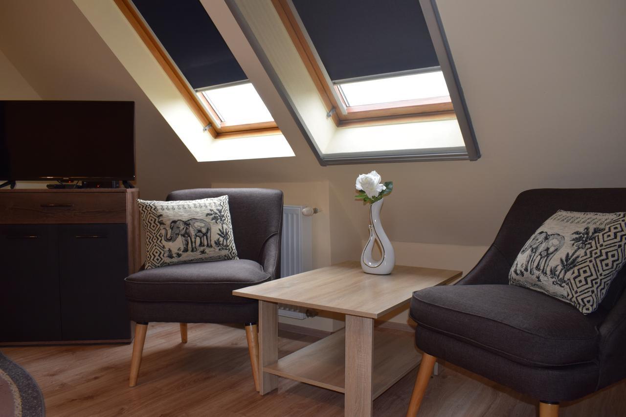 Orient Apartmanhaz Eger Bagian luar foto